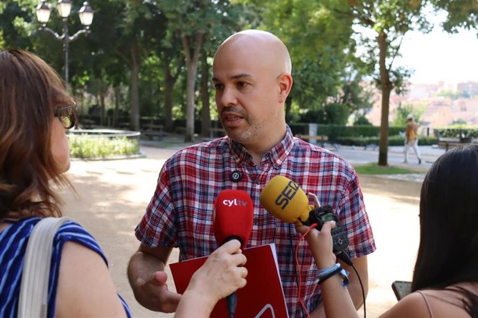 El lportavoz municipal de IU, Ángel Galindo.