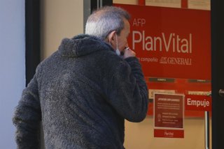 Archivo - Chile.- Mal cierre de mayo para los fondos D y E: Sufrieron pérdidas de 1,30% y de 2,54%