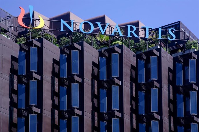 Archivo - Novartis expone datos positivos de remibrutinib en esclerosis múltiple recurrente al reducir la tasa de brotes