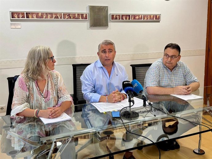 El alcalde de Inca, Virgilio Moreno, en una rueda de prensa.