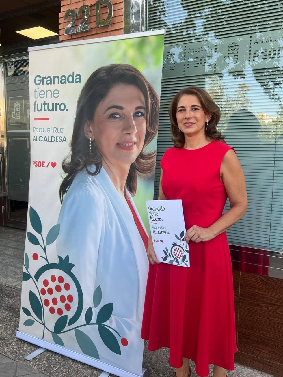 Raquel Ruz formaliza su precandidatura a las primarias.
