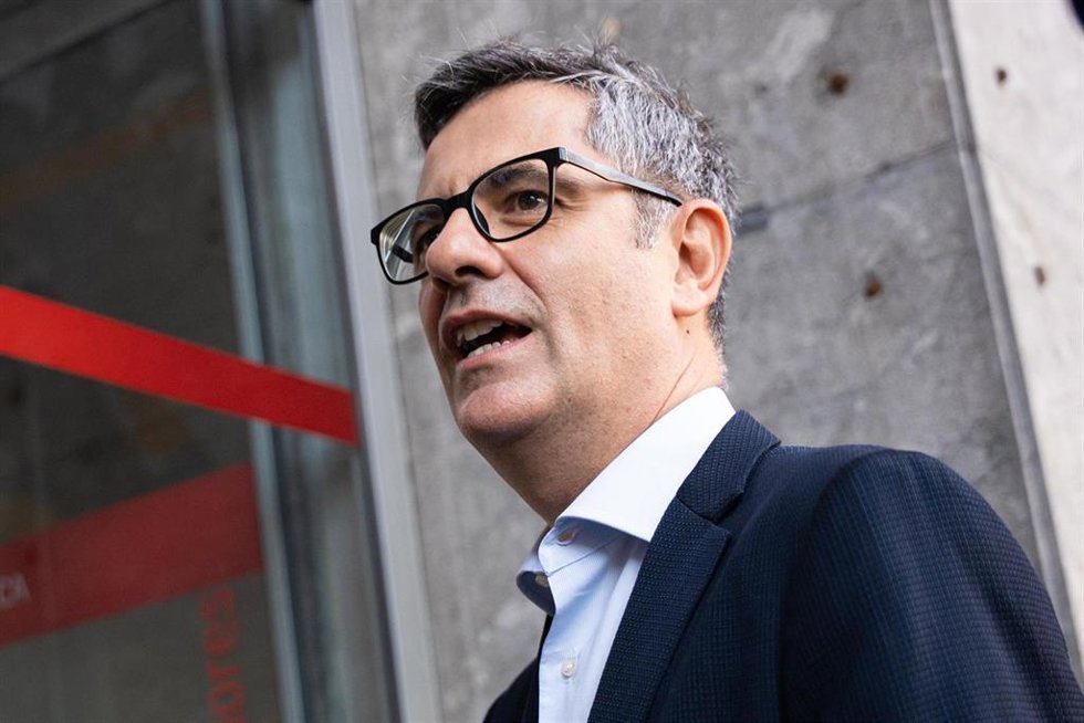 El ministro de la Presidencia, Justicia y Relaciones con las Cortes del Gobierno de España, Félix Bolaños, antes de participar en la clausura de la Escuela internacional de verano Manuel Fernández López 'Lito', organizada por UGT Asturias.