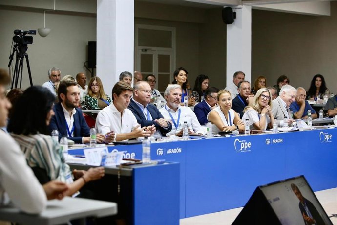 El presidente del Gobierno de Aragón, Jorge Azcón, en la XVII Escuela de Verano 'Antonio Torres' del PP Aragón.