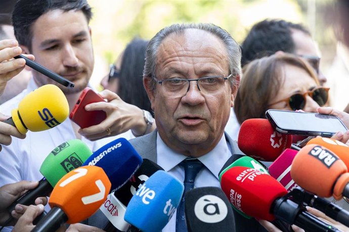 Archivo - El consejero de Economía y Hacienda, Juan Alfonso Ruiz Molina, durante una reunión del Consejo de Política Fiscal y Financiera (CPFF) en el Ministerio de Hacienda, a 6 de julio de 2026, en Madrid (España).