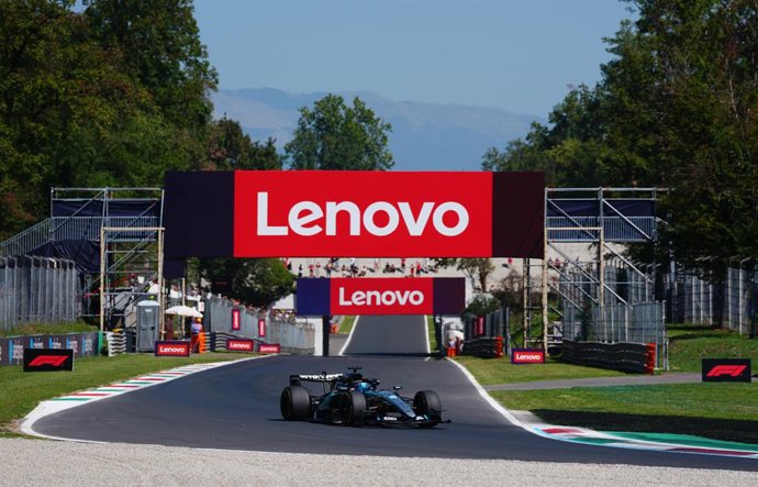 04 September 2026, Italy, Monza: British formula One driver George Russell of team Mercedes drives during the free practice at Autodromo Nazionale Monza ahead of the Italian formula One Grand Prix. Photo: Bradley Collyer/PA Wire/dpa