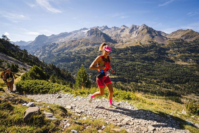 La Trail 2 Heaven reúne en Benasque a mil corredores de 30 nacionalidades en la única carrera transfronteriza de España
