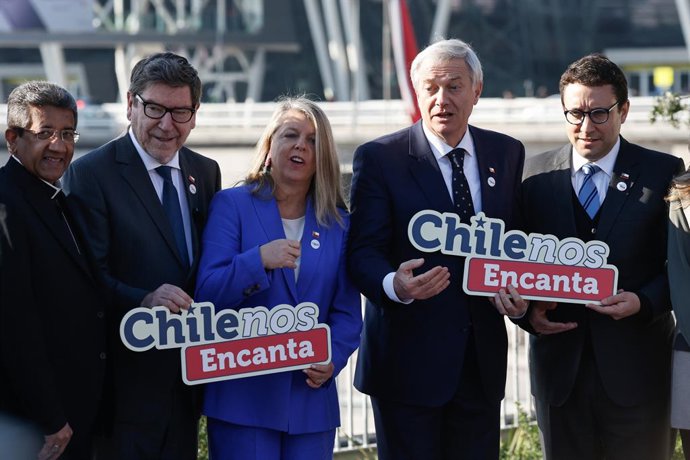 Santiago, 4 de Septiembre de 2026.  El Presidente de La Republica Jose Antonio Kast participa del lanzamiento de la campana turistica Chilenos Encanta para promover el turismo nacional  Diego Martin /Aton Chile