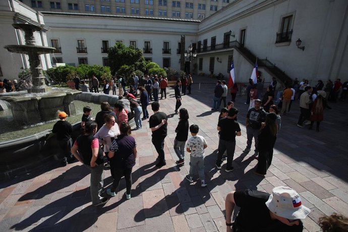 Santiago, 4 de septiembre 2026. Palacio de la Moneda abre sus puertas para el paso peatonal entre Patio de los canones y patio de los naranjos. Jonnathan Oyarzun/Aton Chile