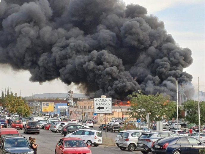 Incendio en Cuenca en la plaza de residuos Los Palancares