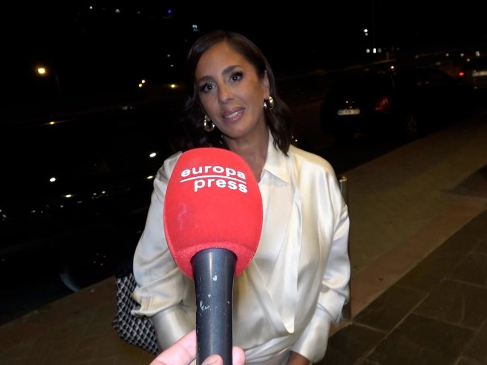 Anabel Pantoja ofreciendo unas declaraciones en exclusiva