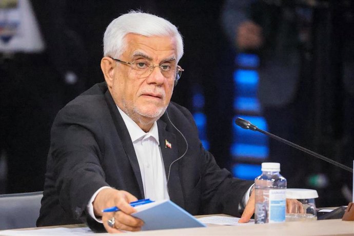 Archivo - El vicepresidente de Irán, Mohamed Reza Aref, durante un encuentro en Rusia.