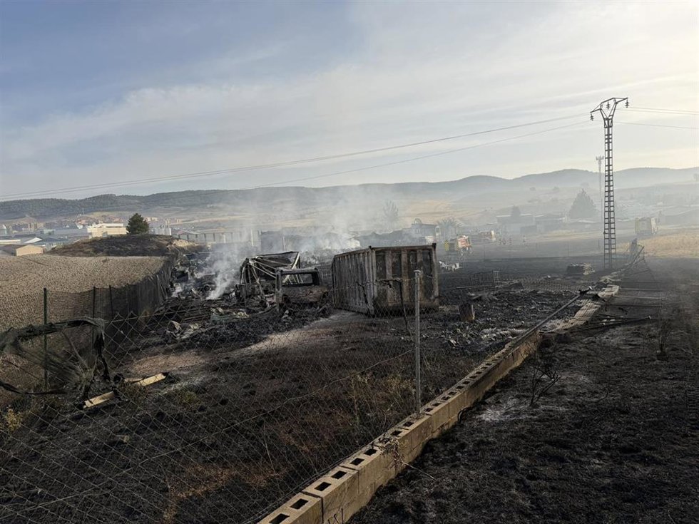 Incendio en el polígono Los Palancares en Cuenca