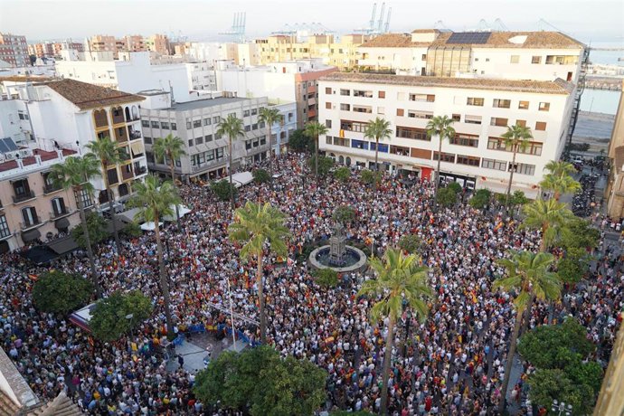 Concentración por Ceuta en Algeciras (Cádiz)