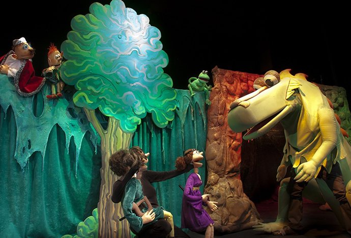 Archivo - Imagen del espectáculo 'La princesa y el dragón' que participa en el circuito 'Cultura escena'