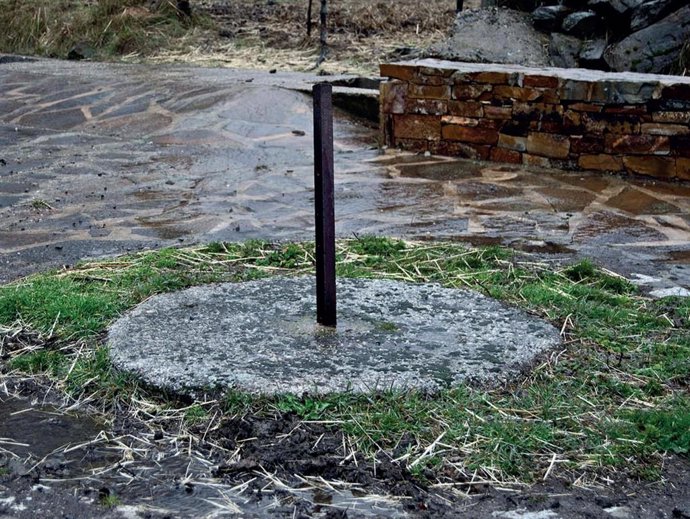 Piedra de las veces en Madarcos. J Herrero