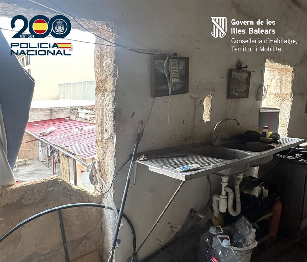 Detectan una vivienda precaria y sobreocupada en la que vivían hasta 30 personas en Manacor