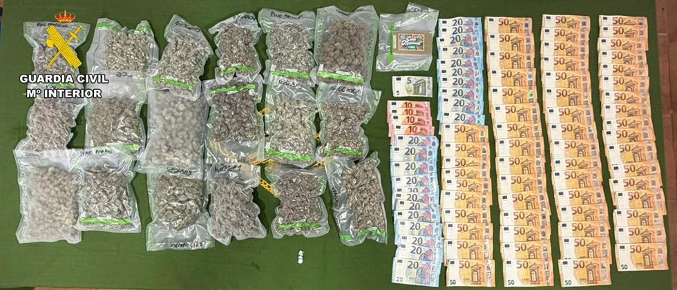 Detenido por tráfico de drogas con dos kilos de marihuana en su coche en Campos
