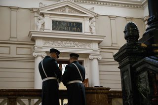 Santiago, 31 de mayo de 2026.  La Presidenta de la Corte Suprema Ana Gloria Chevesich saluda a visitantes del Palacio de Tribunales abierto por el Dia de los Patrimonios 2026  Diego Martin/Aton Chile