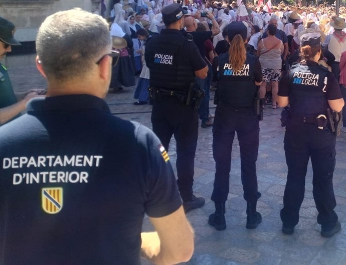 El Govern refuerza el dispositivo municipal de seguridad de las fiestas de la Mare de Déu de Gràcia de Maó