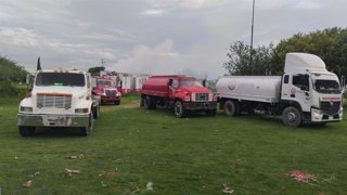 Archivo - Camiones de bomberos en México (archivo)