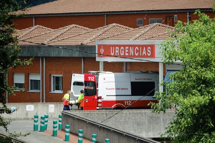Archivo - Hospital Grande Covián, en Arriondas, Asturias (España). 