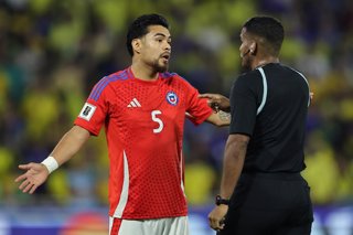 Archivo - Chile.- Paulo Díaz va por un nuevo título en el fútbol argentino