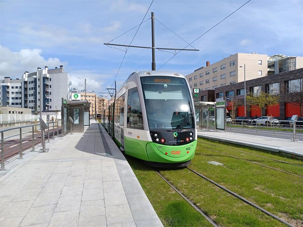 Archivo - Tranvía de Vitoria-Gasteiz