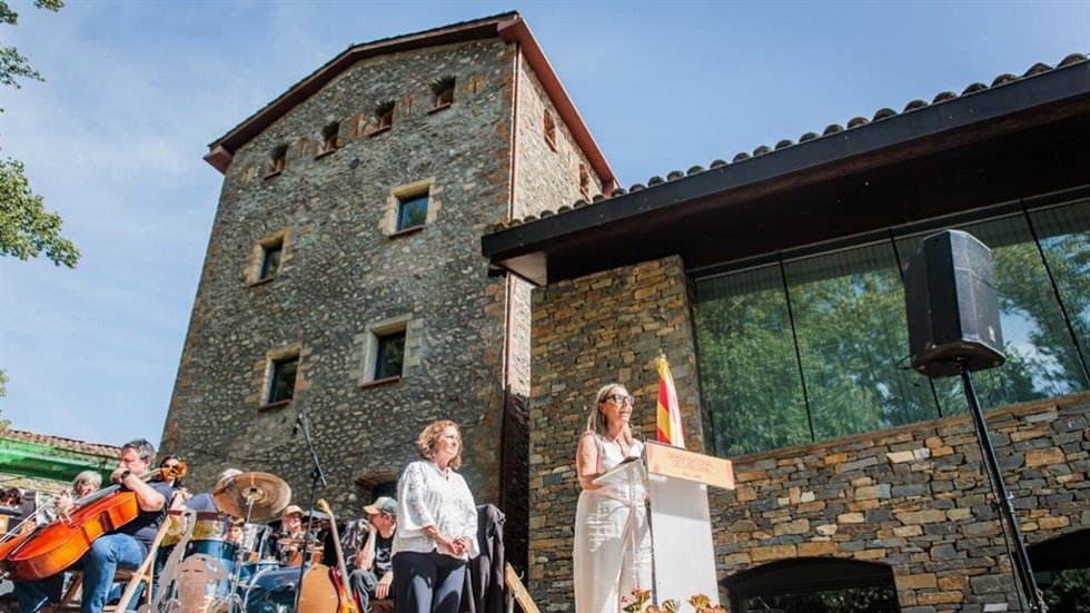 La consellera de Igualdad del Govern de la Generalitat, Eva Menor, participa en acto de conmemoración de la Diada en el Alt Pirineu i Aran