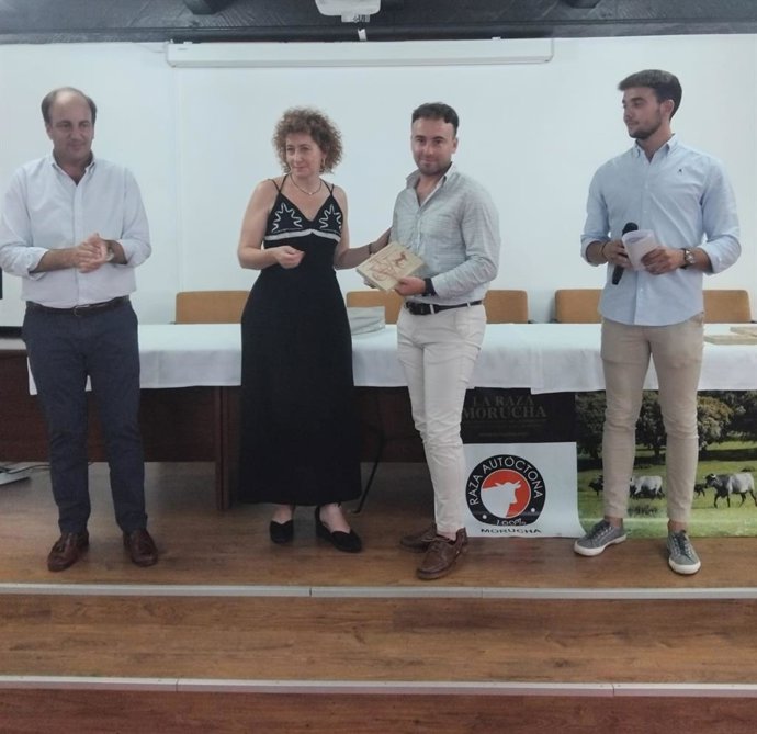 La entrega de premios de XLII Concurso-Subasta Nacional de la Raza Morucha en Salamanca.