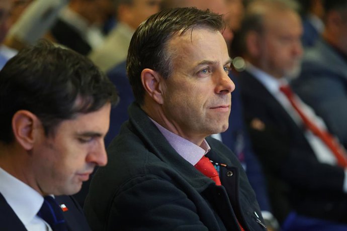 Santiago, 18 de mayo de 2026. La ministra de Seguridad Publica, junto a la subsecretaria de Prevencion del Delito y representantes de las asociaciones de municipalidades, ACHM, AMUR y AMUCH, dan a conocer los resultados del proceso participativo de