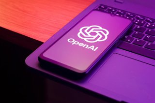 Archivo - August 6, 2026, Canada: In this photo illustration, the OpenAI (Open AI - Chat GPT) logo is seen displayed on a smartphone screen.