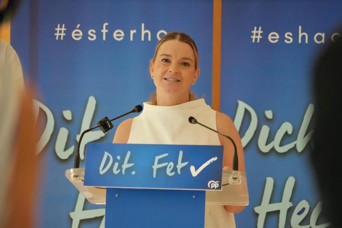La presidenta del PP de Baleares, Marga Prohens, en rueda de prensa