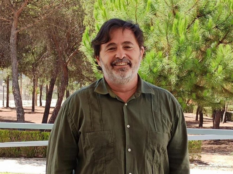 Óscar Toro