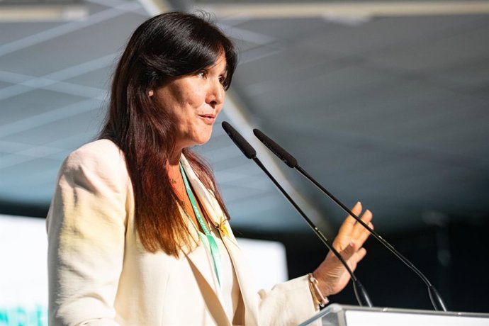 Archivo - L'expresidenta del Parlament i de Junts, Laura Borràs
