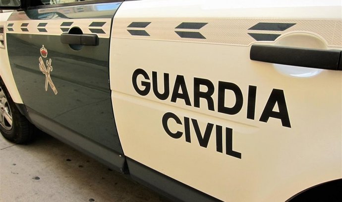 Archivo - Vehículo de la Guardia Civil.