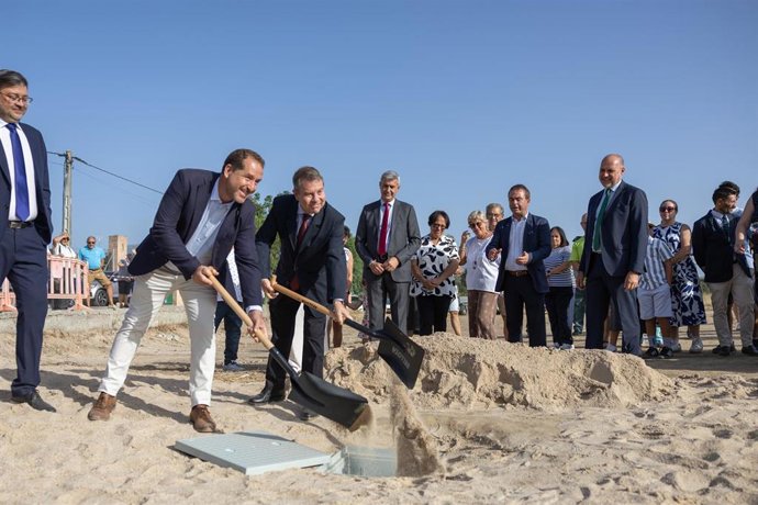 Inicio de las obras para la construcción de la nueva sección del CRA 'Tierras de Viriato' en Cardiel de los Montes (Toledo).