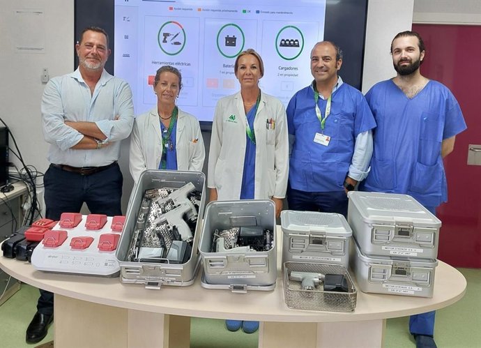 Responsables sanitarios muestran los nuevos motores quirúrgicos para cirugía traumatológica