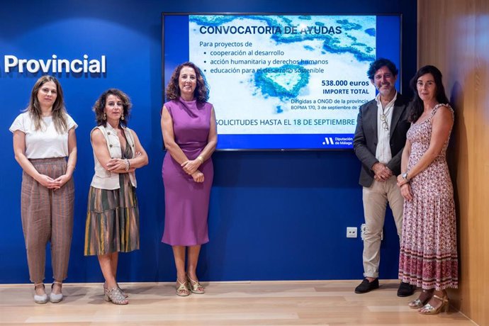 La vicepresidenta de Ciudadanía y Equilibrio Territorial, Antonia Ledesma, presenta la convocatoria de concesión de subvenciones en materia de cooperación internacional.