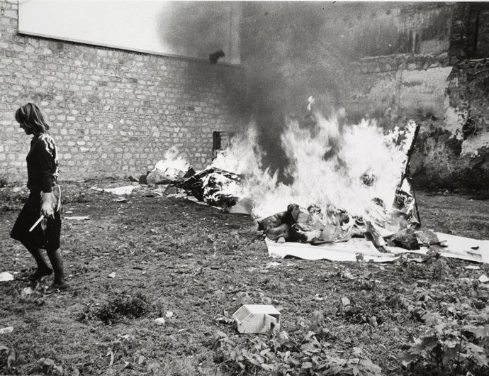 Marta Minujín, 'La destrucción'.
