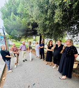 El Ayuntamiento consensúa con los vecinos nuevas mejoras para el parque de La Teja que renovará la zona infantil