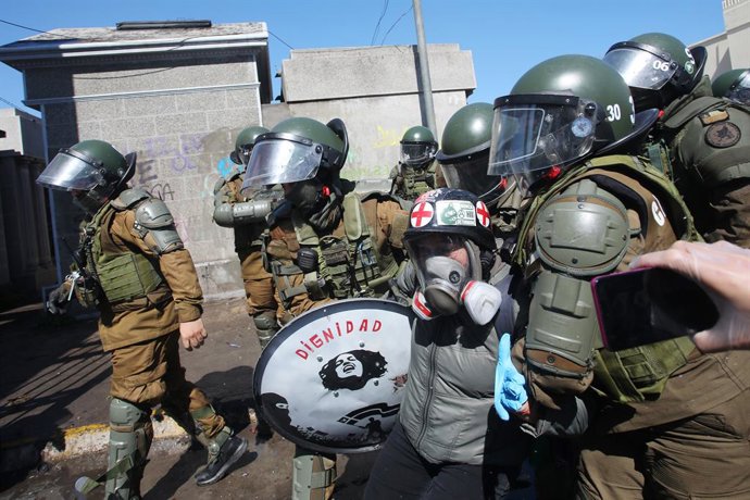Santiago, 6 de septiembre 2026. Coordinadora Nacional de Derechos Humanos convoca a la romeria en el contexto de la conmemoracion de los 53 años del golpe de Estado civil-militar. Jonnathan Oyarzun/Aton Chile