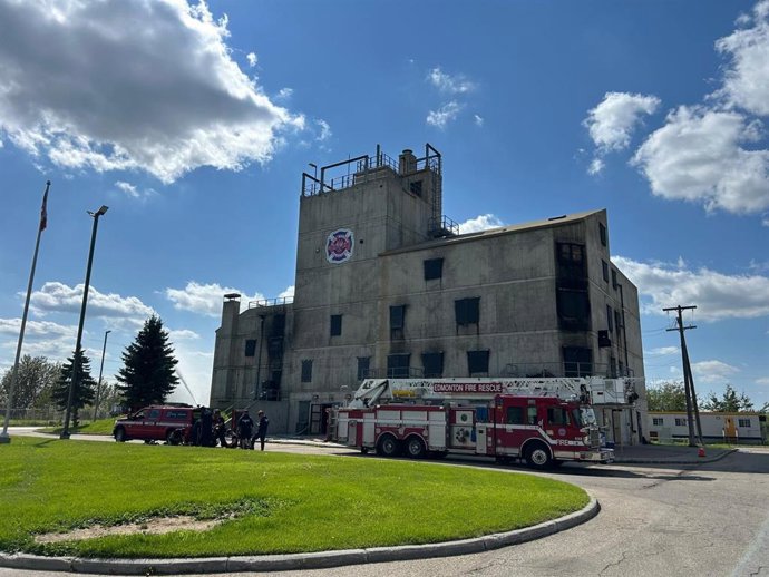 Bombers de la Diputació i Canadà participen en un programa d'intercanvi professional