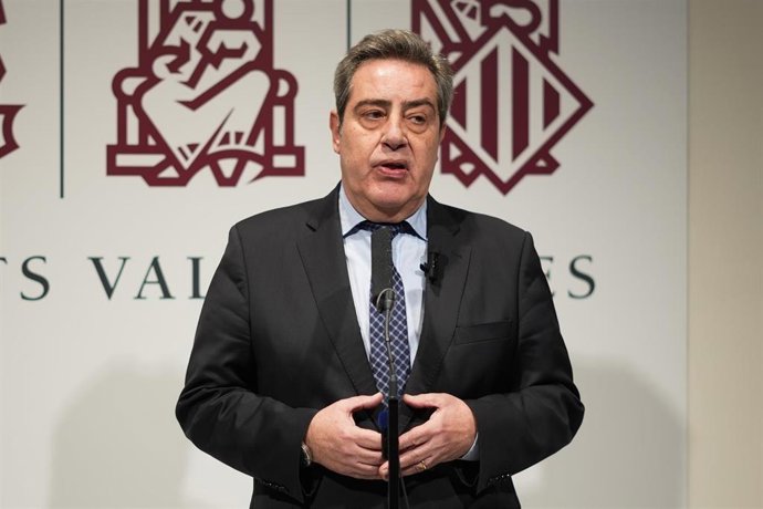 Archivo - El síndic de Vox, José María Llanos, ofrece declaraciones