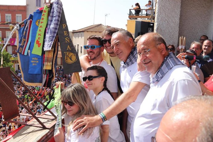 Lanzamiento del 'Cobete' de las Fiestas y Feria de Tarancón.