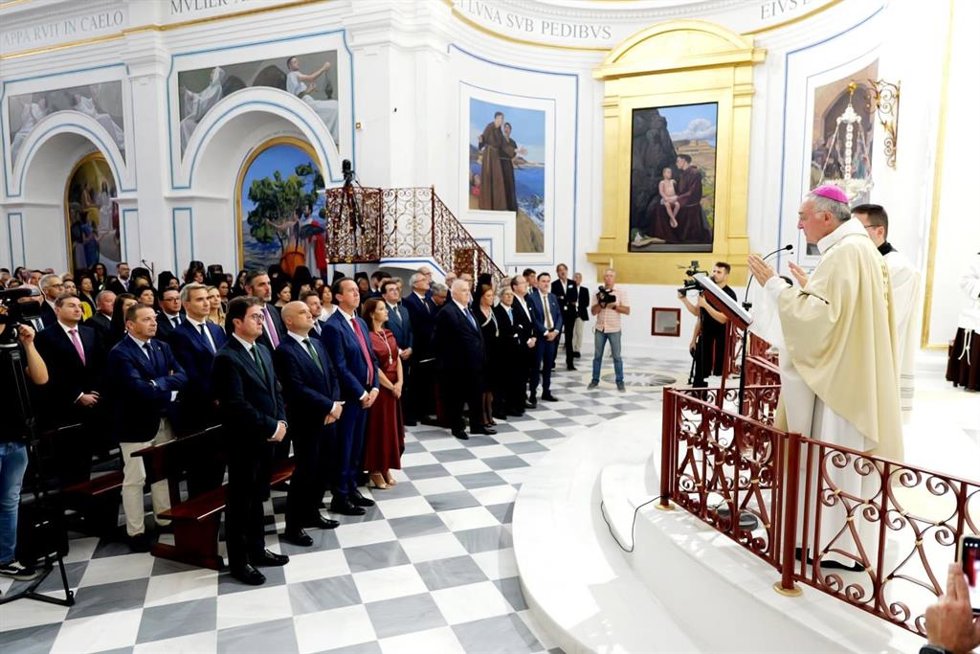 Acto en el Santuario de El Saliente de Albox (Almería).