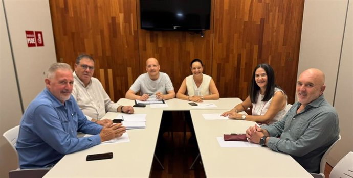 Encuentro entre el PSOE de Córdoba y UGT.