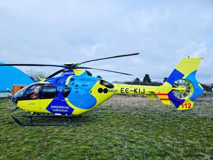 Archivo - Helicóptero medicalizado.