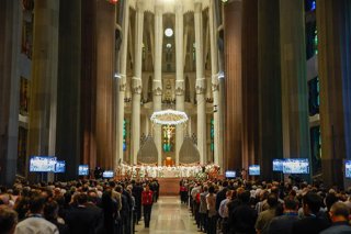 Archivo - Arxivo - El Papa León XIV presideix la celebració de la Santa Missa, en la Sagrada Família, a 10 de juny de 2026, a Barcelona, Catalunya (Espanya). 