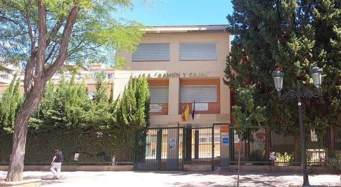 Archivo - Instituto de Educación Secundaria (IES) Ramón y Cajal de Zaragoza.
