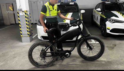 La Guardia Civil investiga a un hombre por circular por Calahorra con una bicicleta transformada en ciclomotor